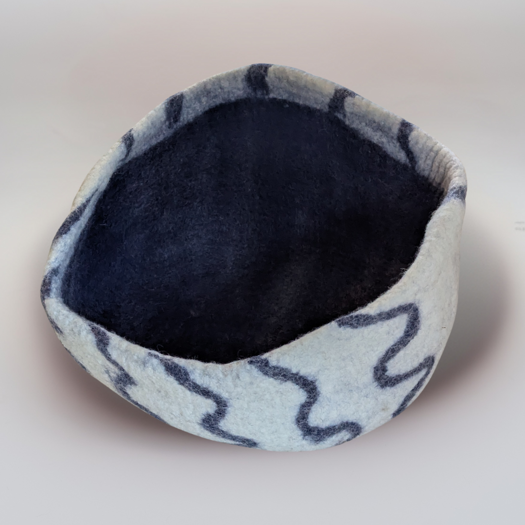 Katzenhöhle aus Filz